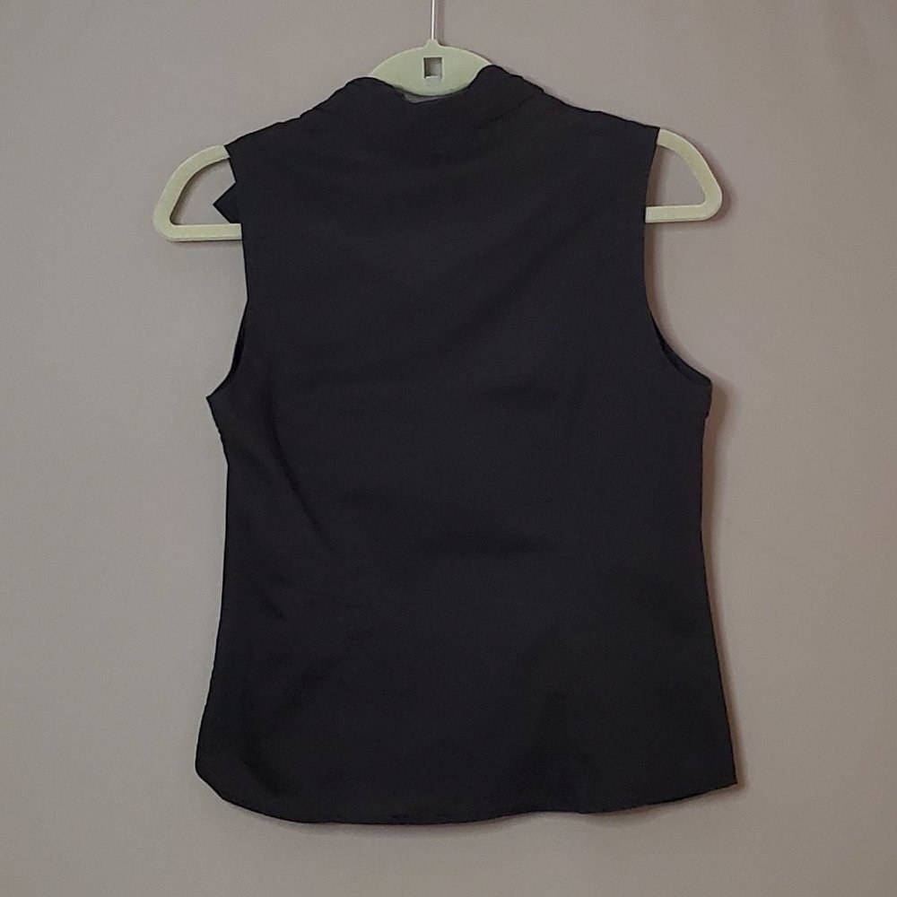 LAPIS CUTE RUFFLE TOP - Picture 2 of 5